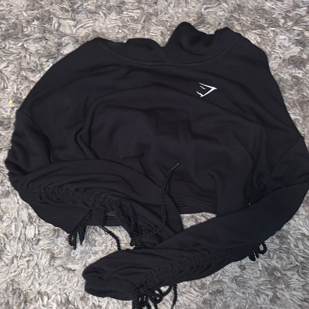 Cropped Gymshark hoodie
